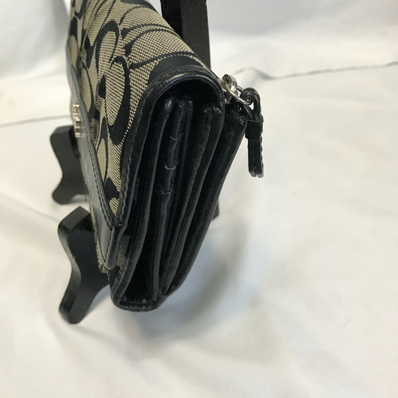 Coach Monogram Pleated Jacquard Gray & Black Canvas and Leather Long Wallet - Picture 3 of 12